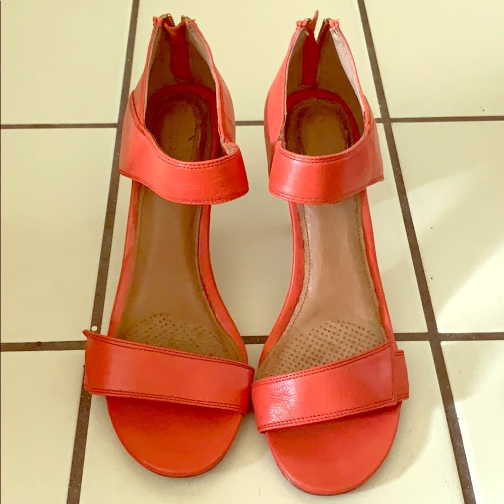 Corso Cosmo heels